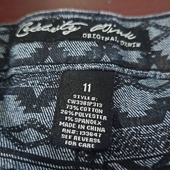 Celebrity Pink Denim Short, shorts. Size 11 - Picture 6 of 7